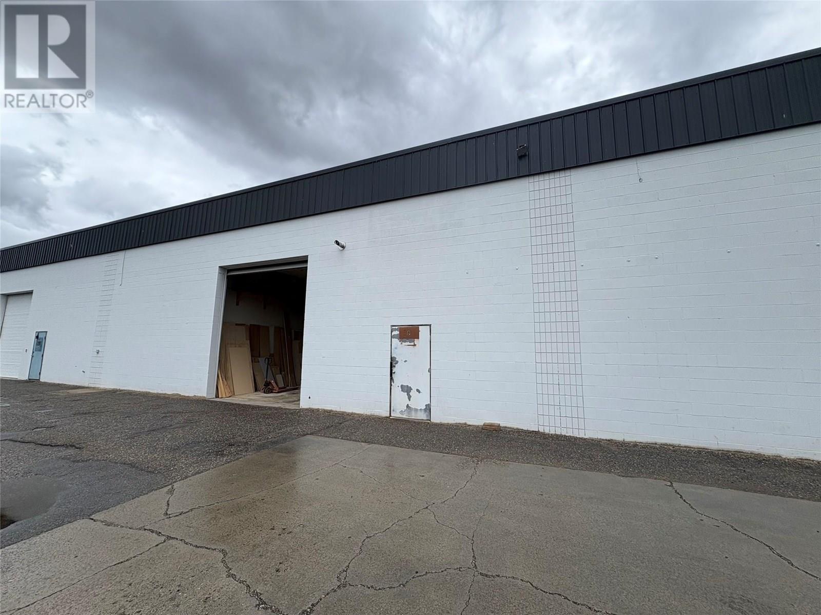 5 1935 11th Avenue, Vernon