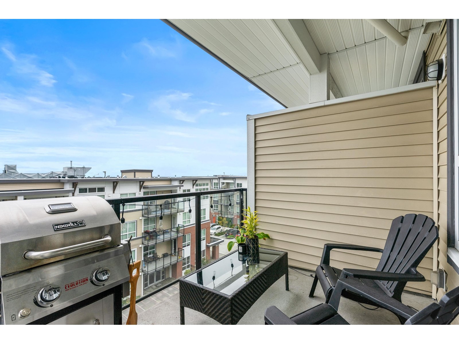 Photo 6 of 414 6468 195 A Avenue, Surrey BC