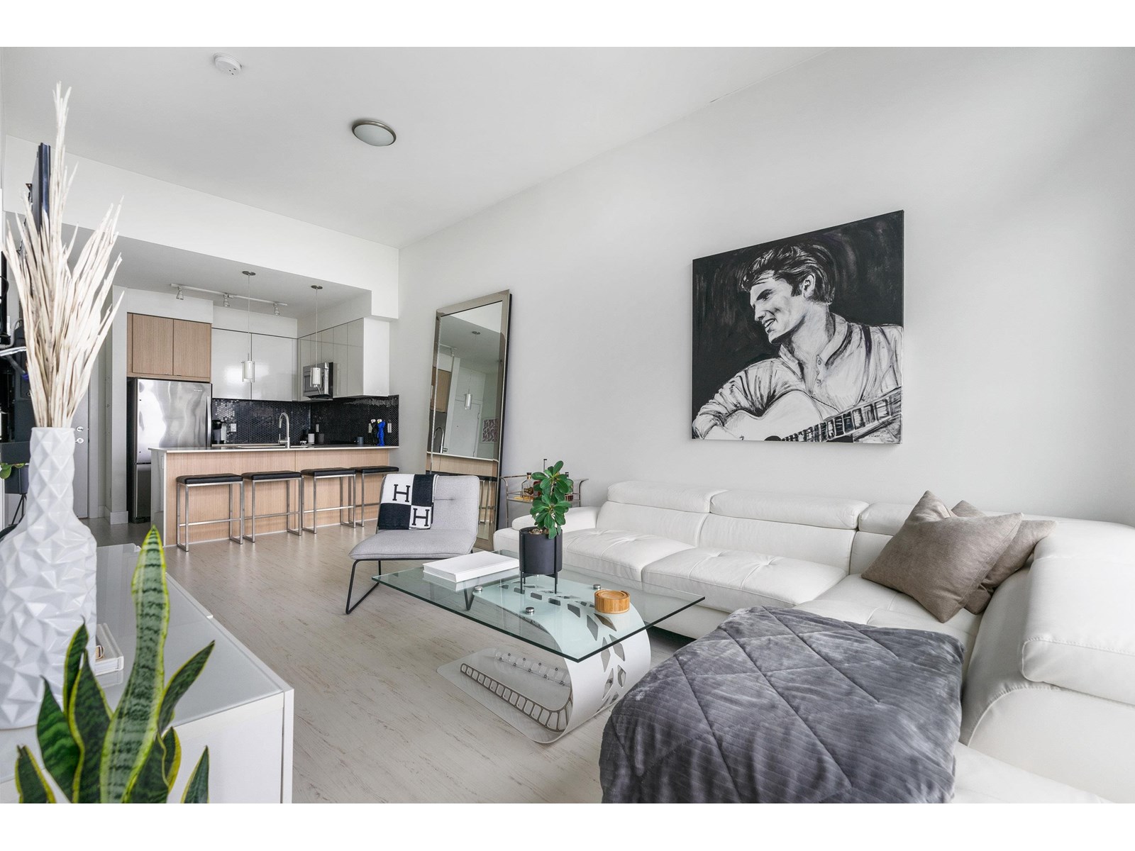 Photo 8 of 414 6468 195 A Avenue, Surrey BC