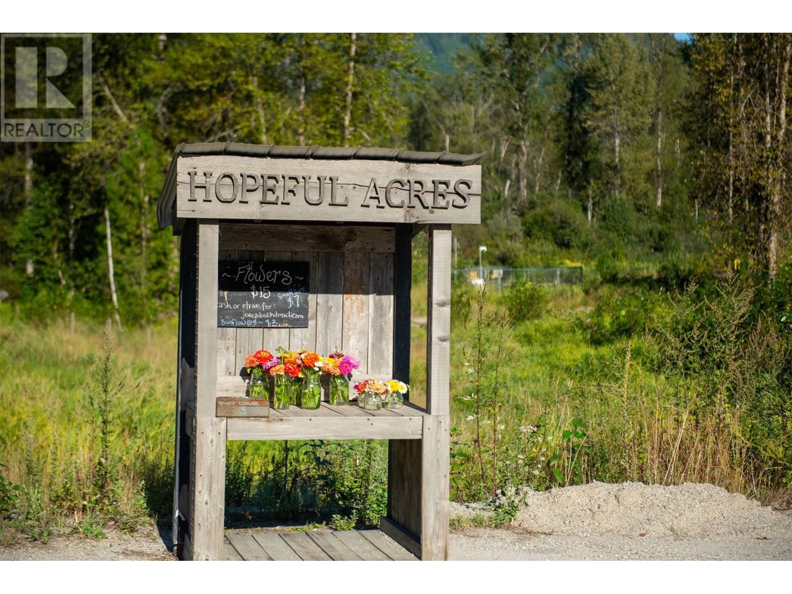 Photo 26 of 5704 Trans Canada Highway, Malakwa BC