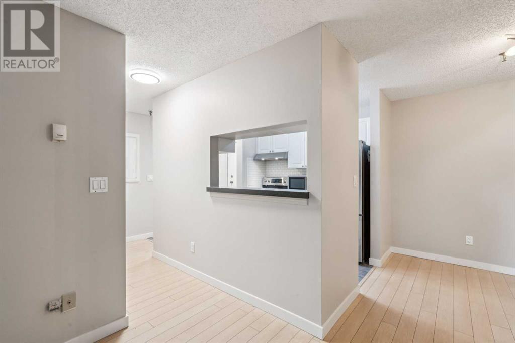 Single Family House for Sale in    Avenue SW Sunalta Calgary 