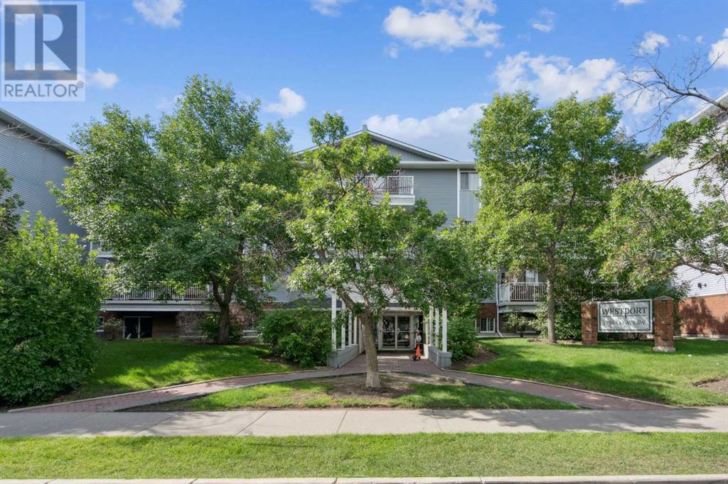 Single Family House for Sale in    Avenue SW Sunalta Calgary 