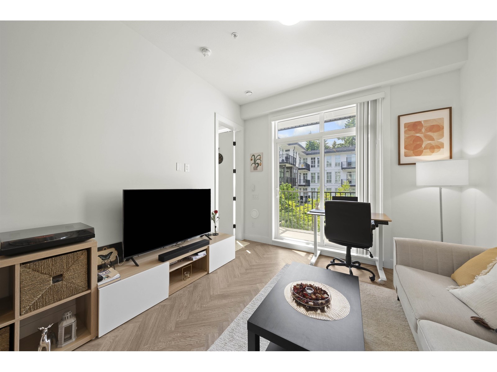 Photo 15 of 201 13933 105 Boulevard, Surrey BC