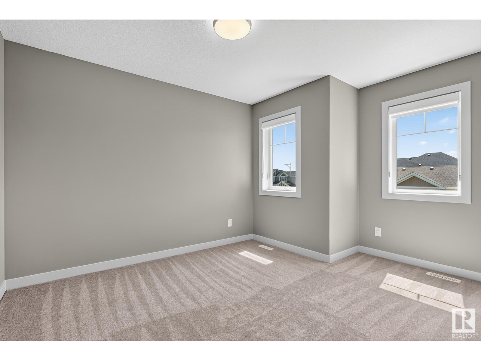 Photo 32 of 5451 Allbright Sq Sw, Edmonton AB