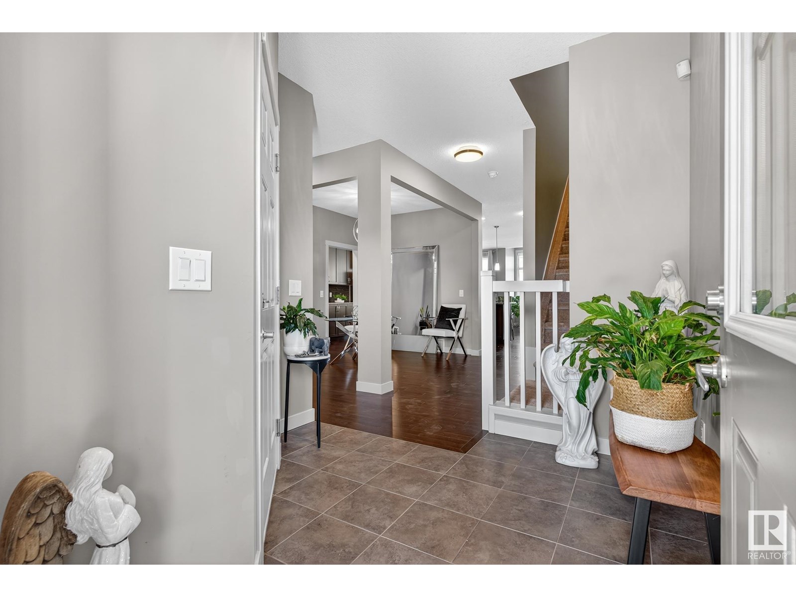Photo 4 of 5451 Allbright Sq Sw, Edmonton AB