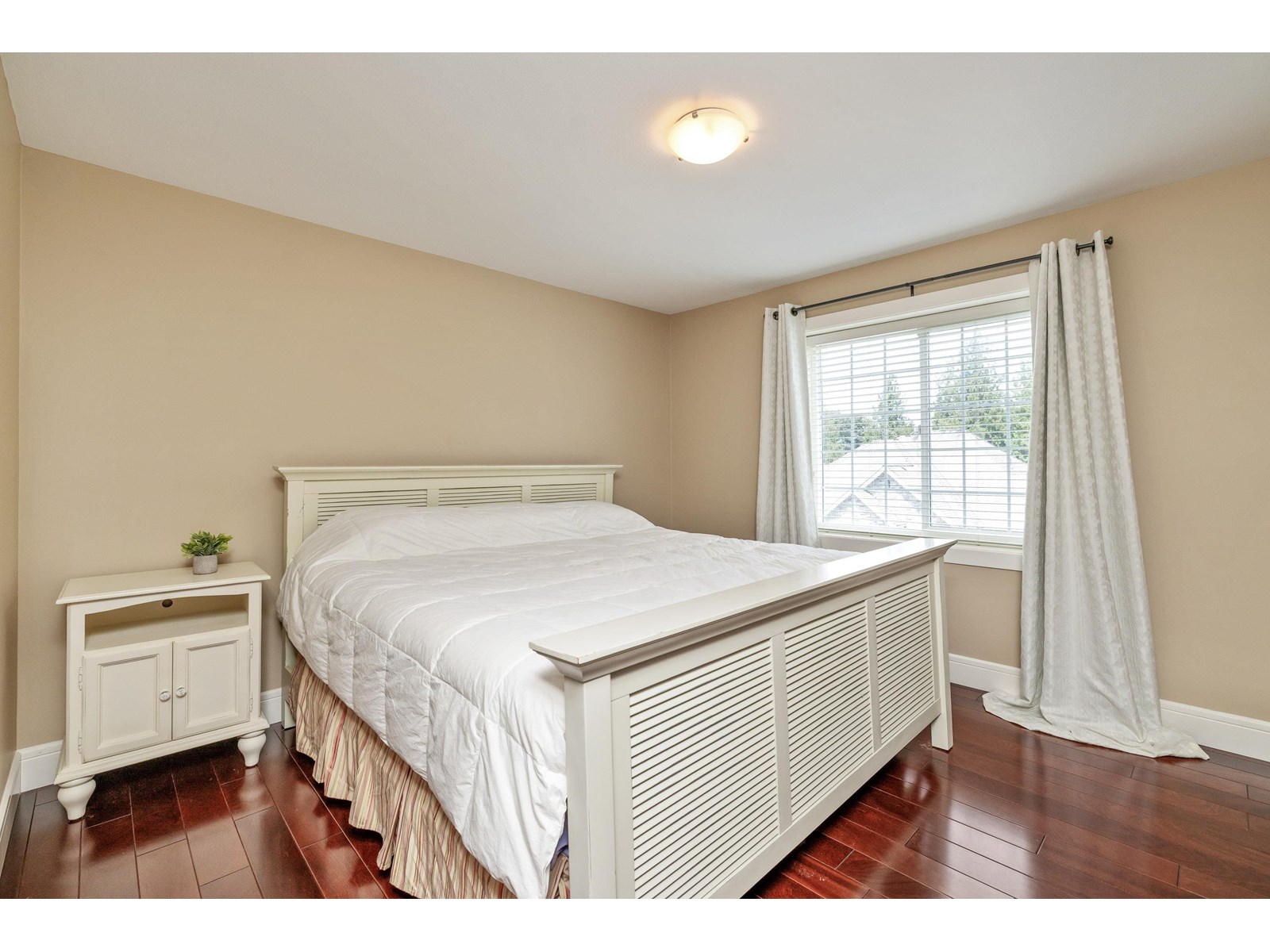 Photo 6 of 3695 Cobblestone Drive, Abbotsford BC