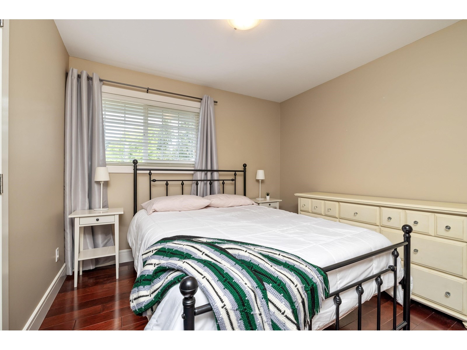 Photo 14 of 3695 Cobblestone Drive, Abbotsford BC