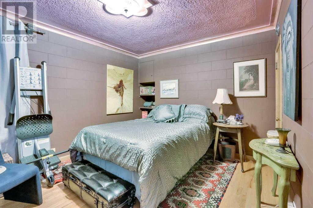 Photo 20 of 1334 Crescent Road Nw, Calgary AB