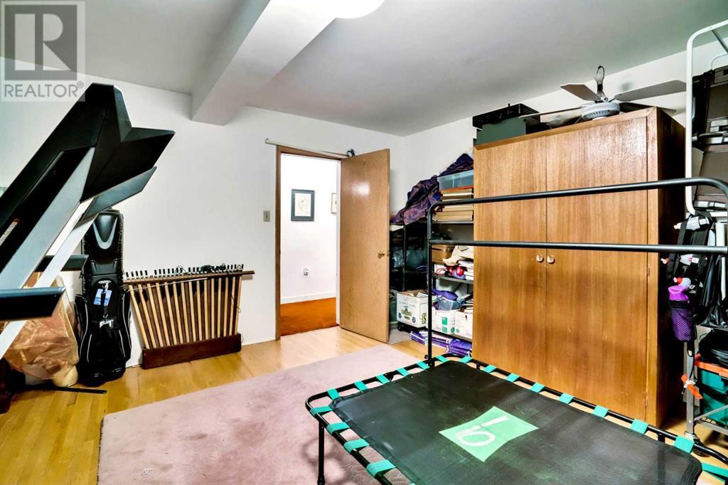 Photo 26 of 1334 Crescent Road Nw, Calgary AB