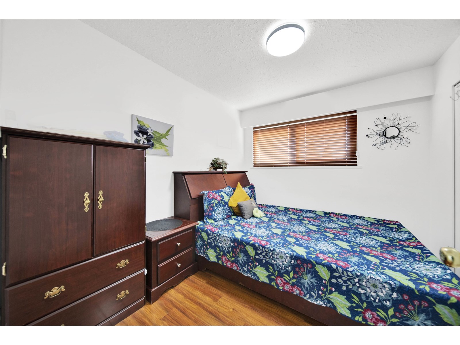 Photo 11 of 26655 32 Avenue, Langley BC