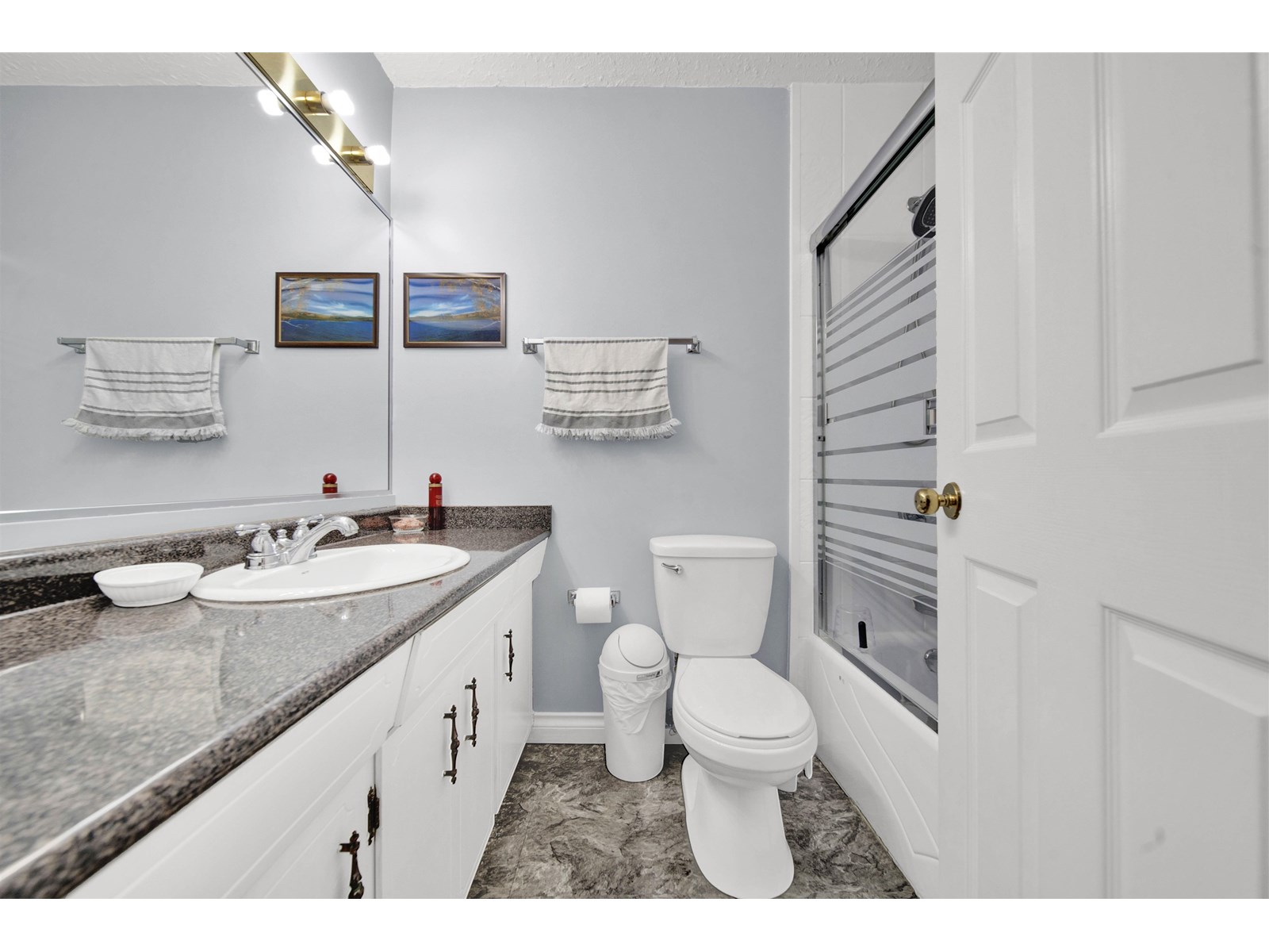 Photo 13 of 26655 32 Avenue, Langley BC