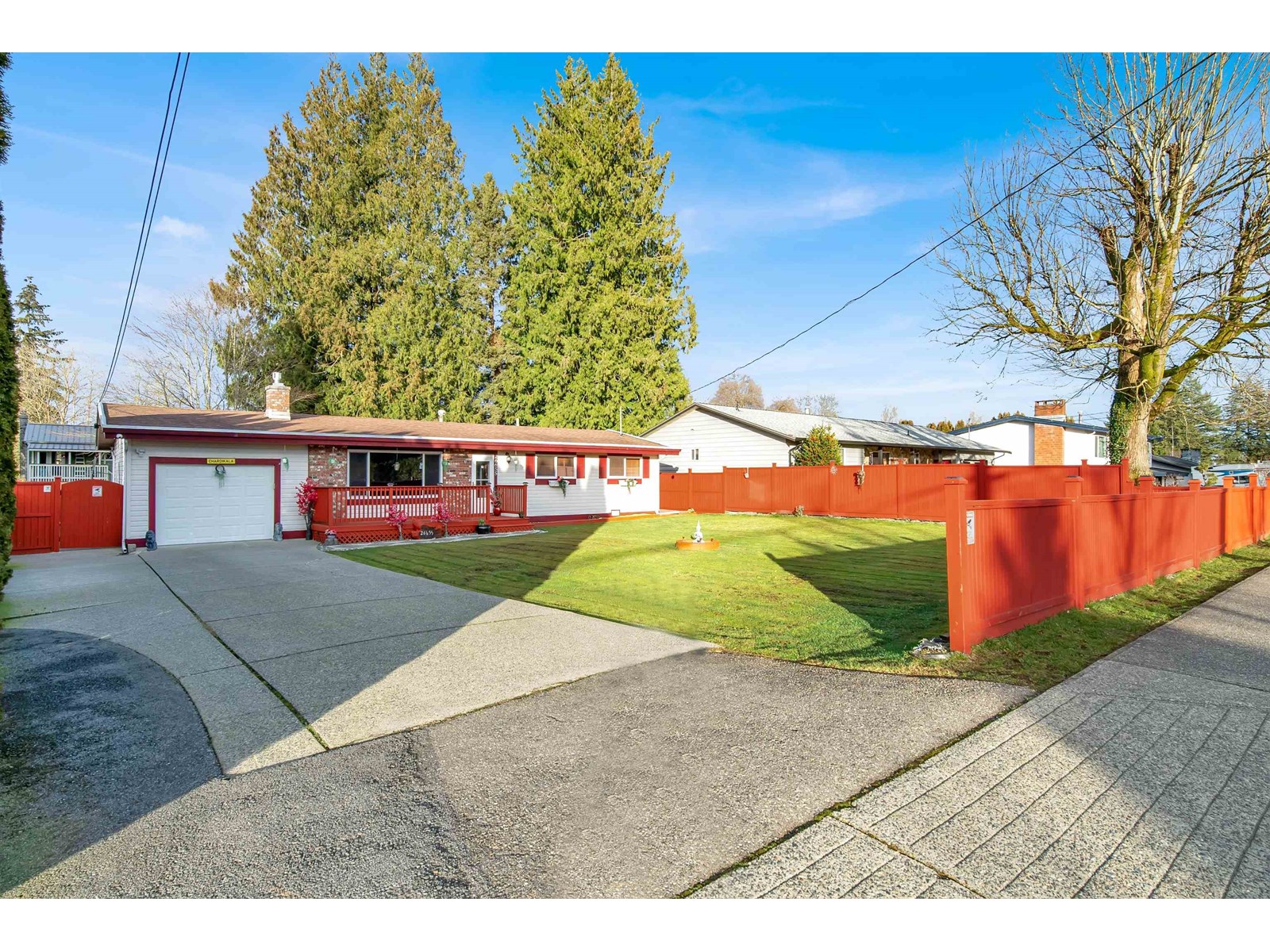Photo 32 of 26655 32 Avenue, Langley BC