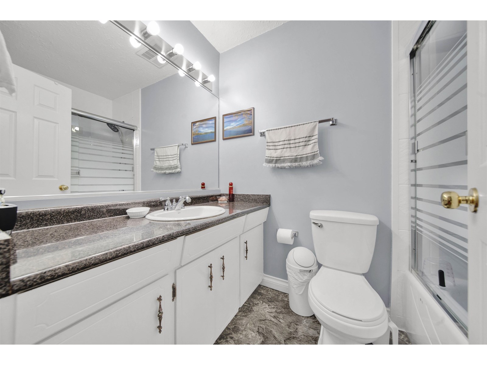 Photo 14 of 26655 32 Avenue, Langley BC