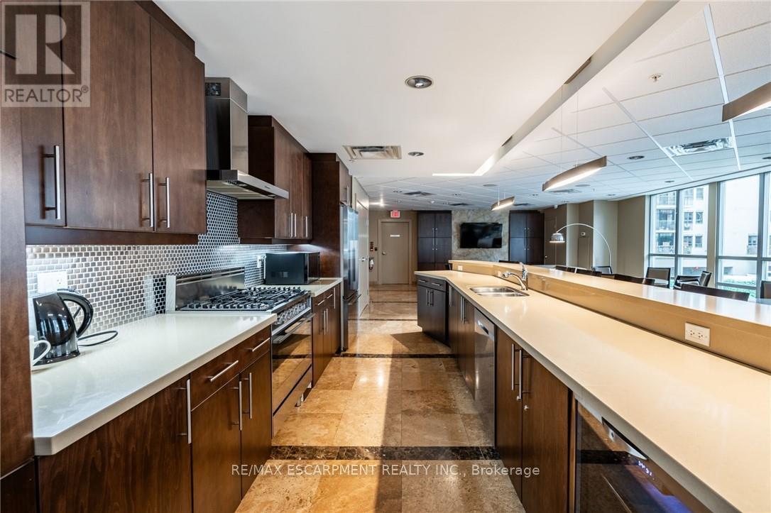 Photo 36 of 1303 360 Pearl Street, Burlington ON