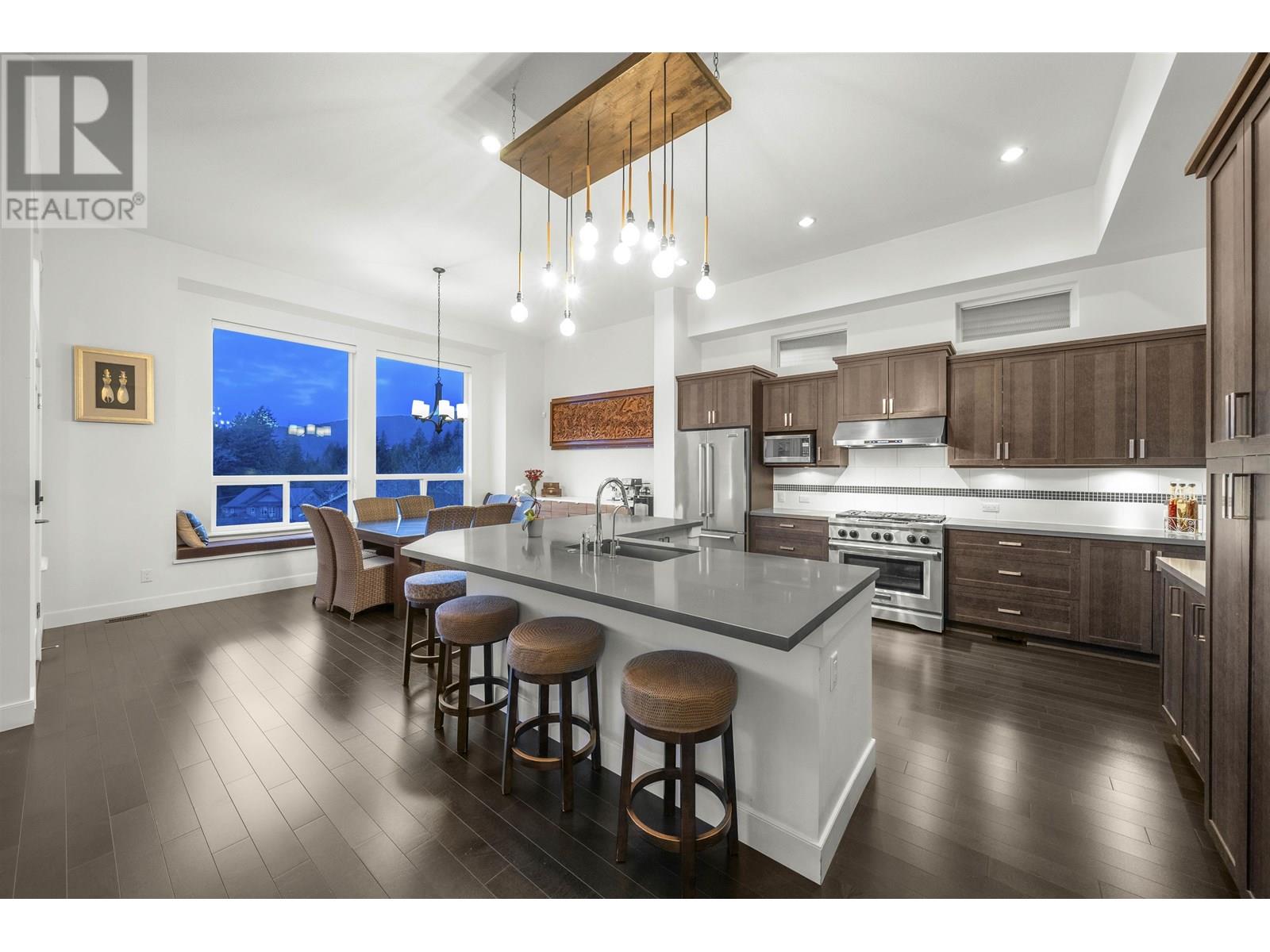 Photo 14 of 1510 Dayton Street, Coquitlam BC