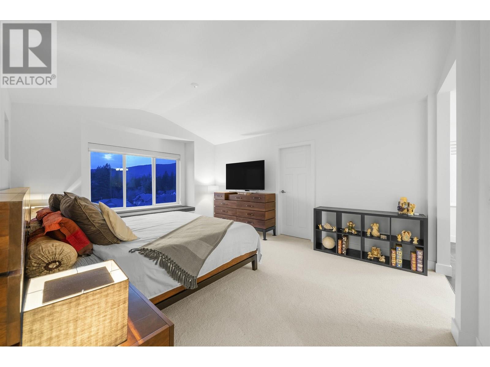 Photo 23 of 1510 Dayton Street, Coquitlam BC