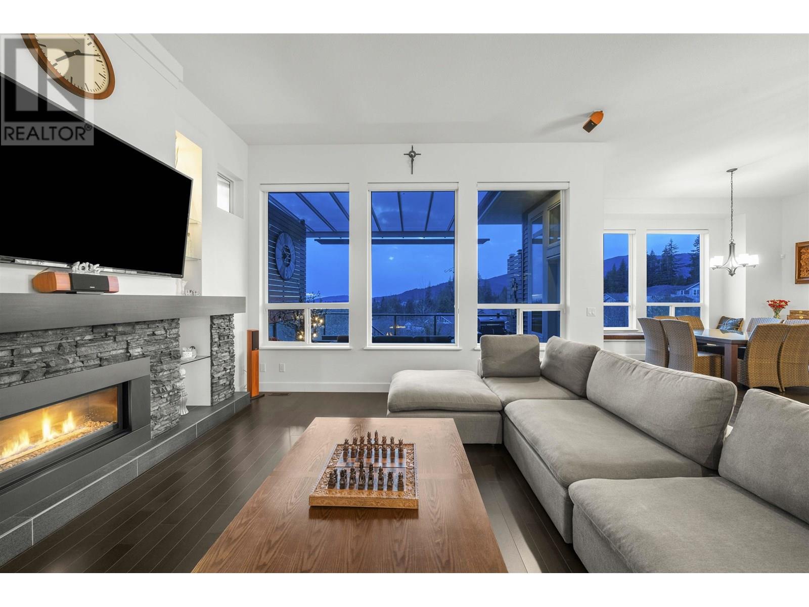 Photo 7 of 1510 Dayton Street, Coquitlam BC
