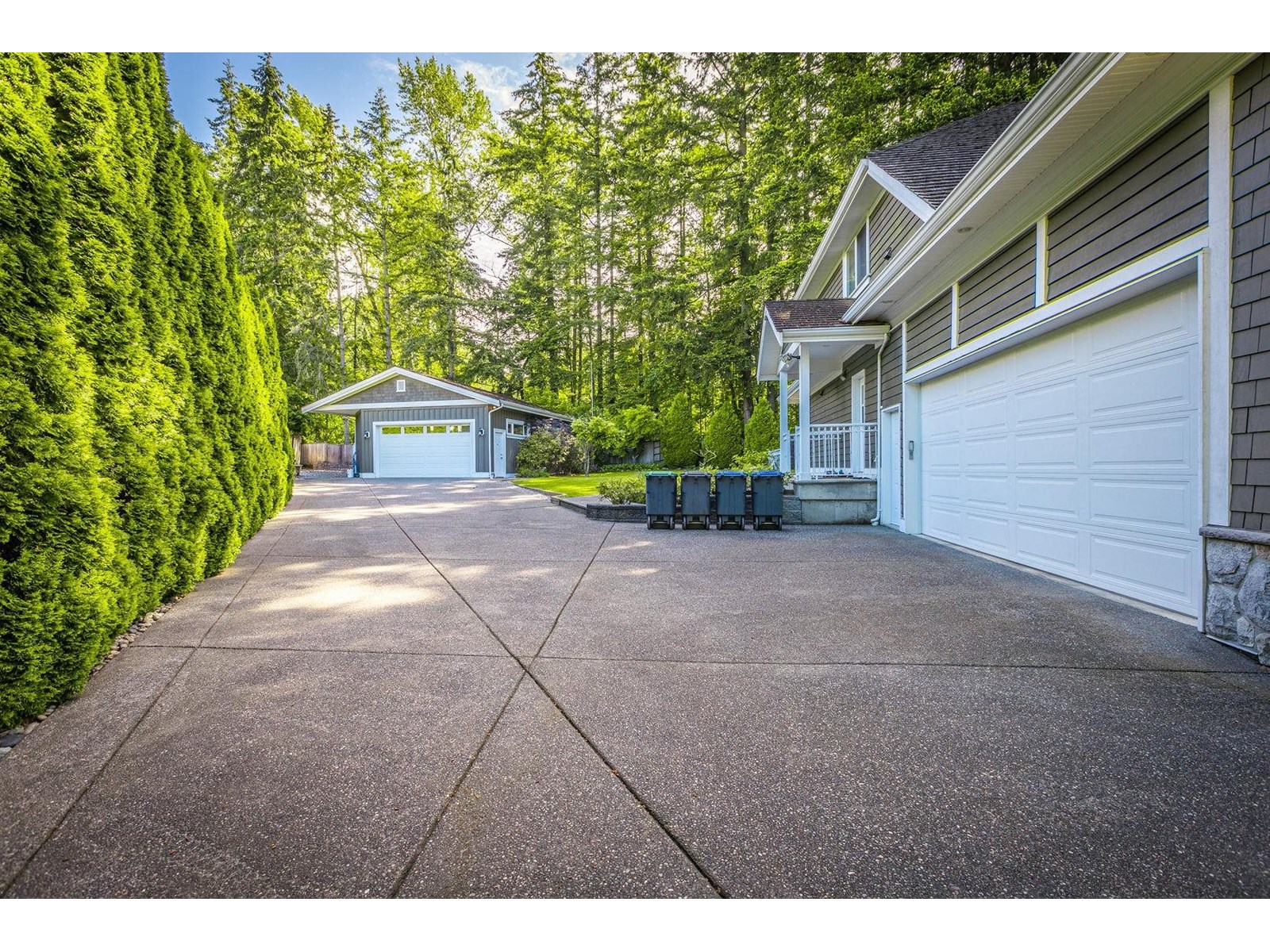 Photo 31 of 2020 134 Street, Surrey BC
