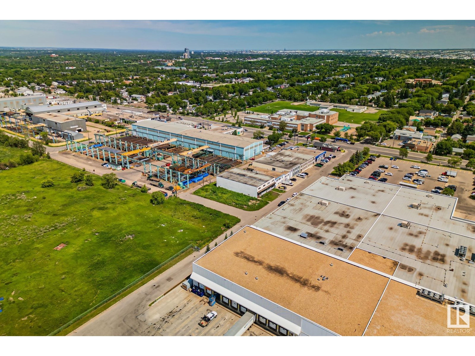 Photo 22 of 9938 70 Av Nw Nw, Edmonton AB