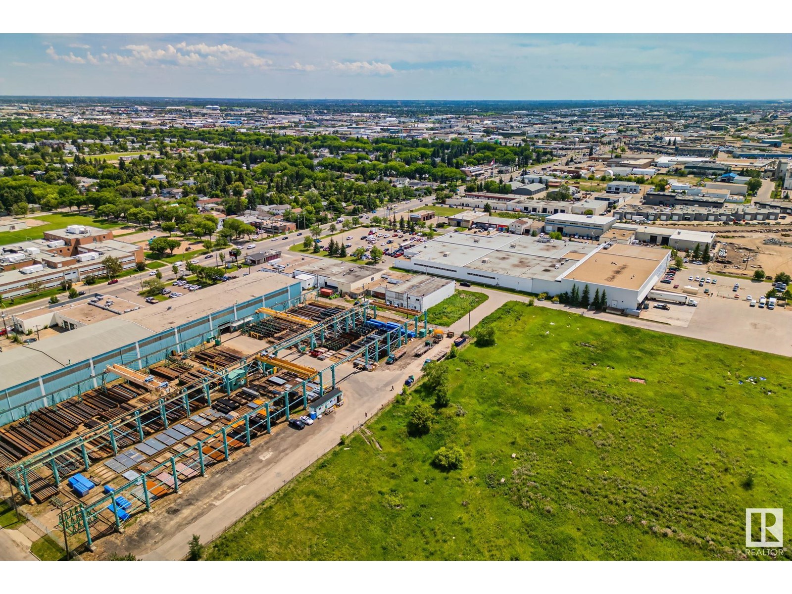 Photo 19 of 9938 70 Av Nw Nw, Edmonton AB