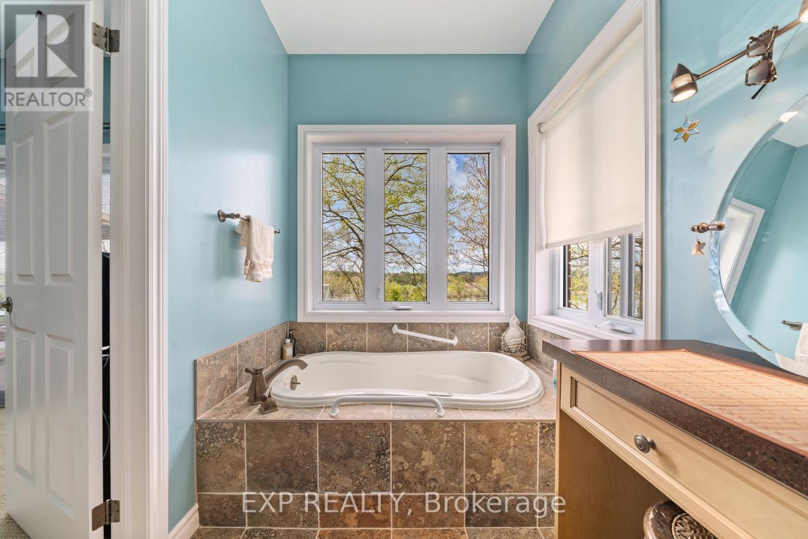 Photo 27 of 127 River Drive, Quinte West ON