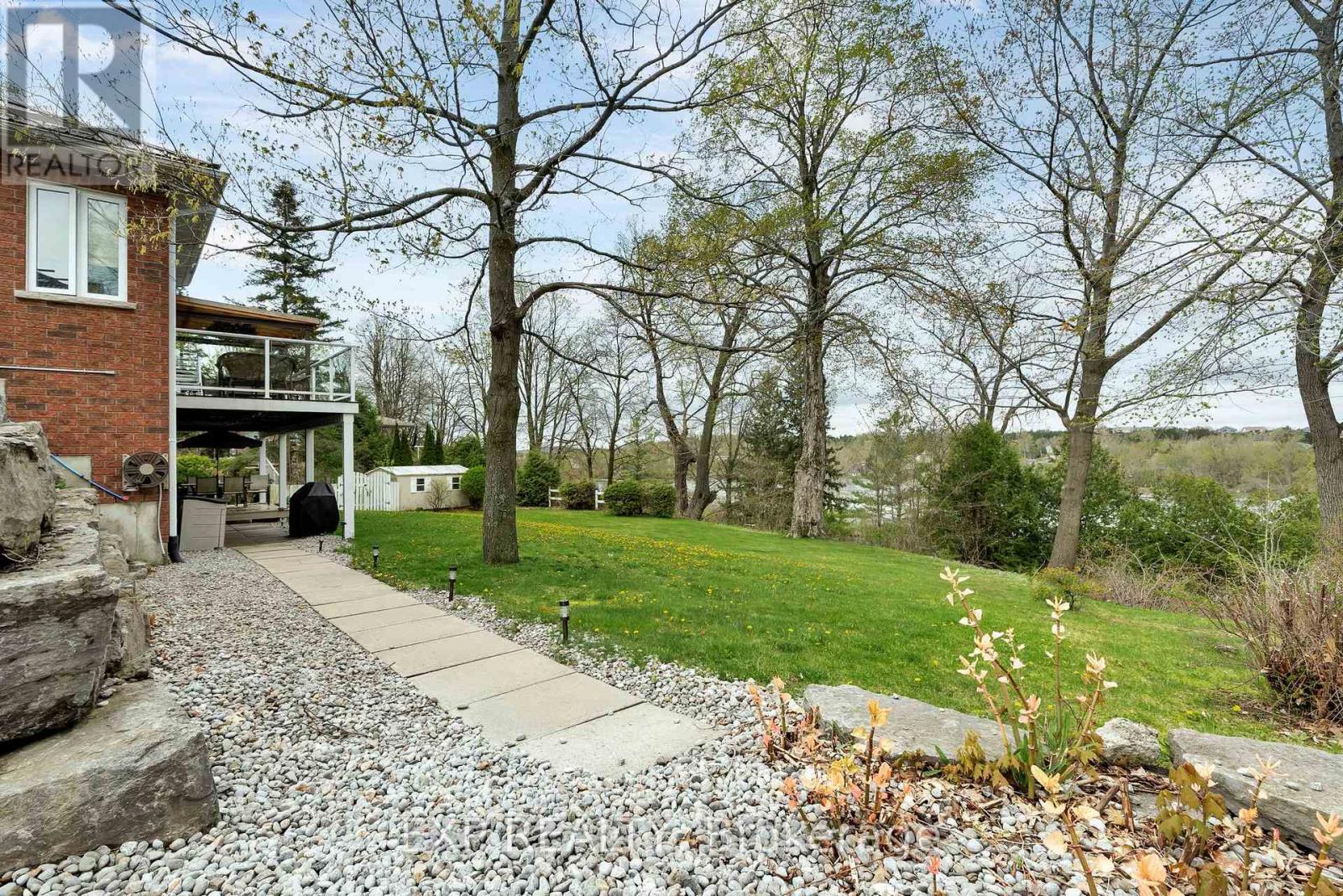 Photo 39 of 127 River Drive, Quinte West ON