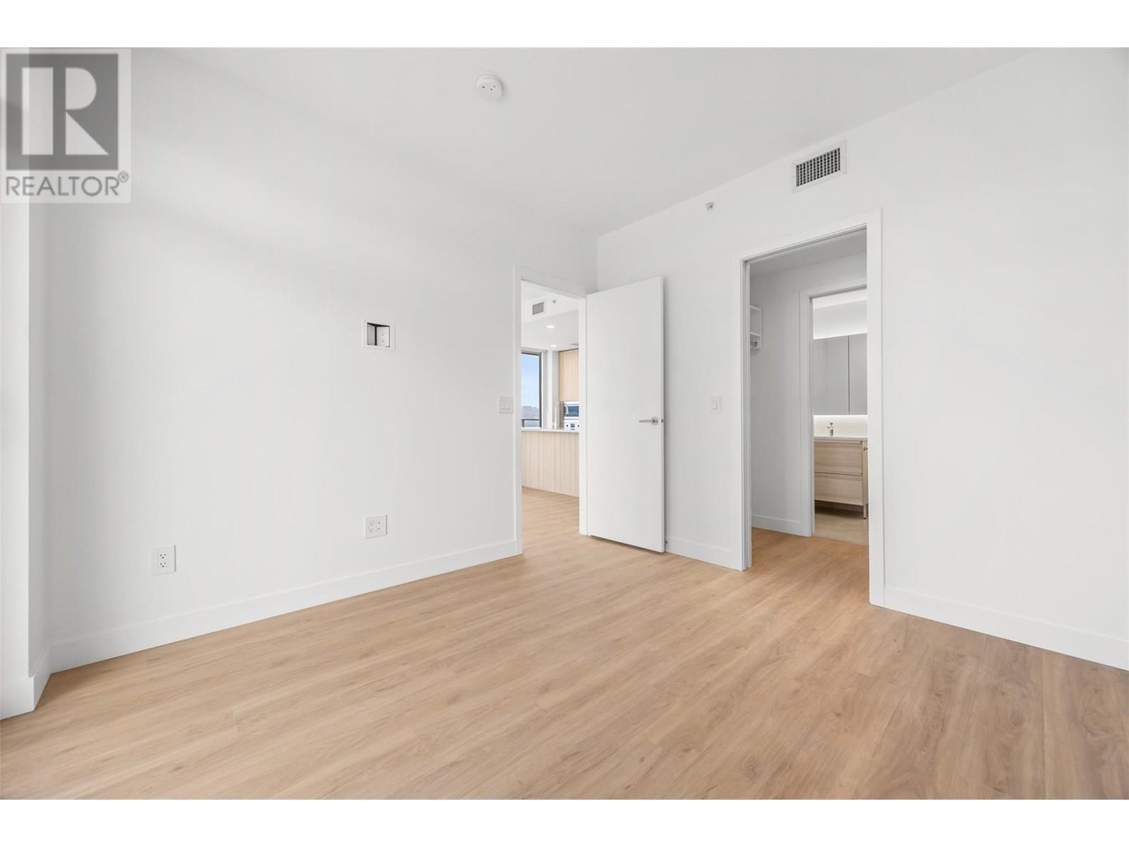 Photo 18 of 238 Leon Avenue Unit 804, Kelowna BC