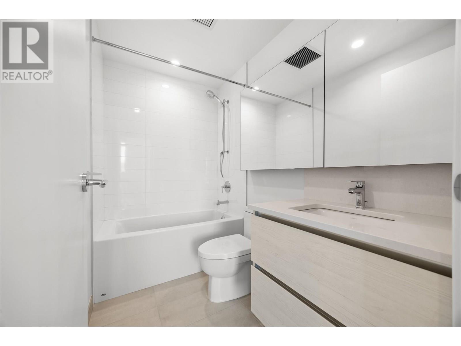 Photo 25 of 238 Leon Avenue Unit 804, Kelowna BC