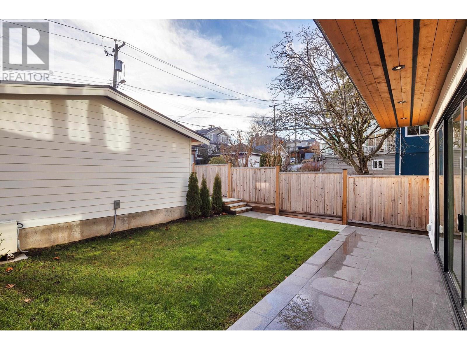 Photo 37 of 32 E 37th Avenue, Vancouver BC