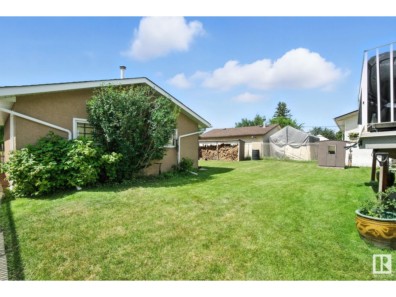 Photo 45 of 14936 81 St Nw, Edmonton AB
