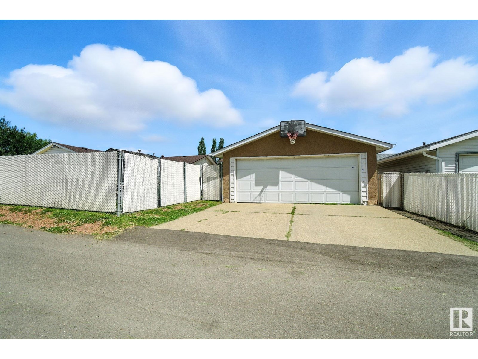 Photo 51 of 14936 81 St Nw, Edmonton AB