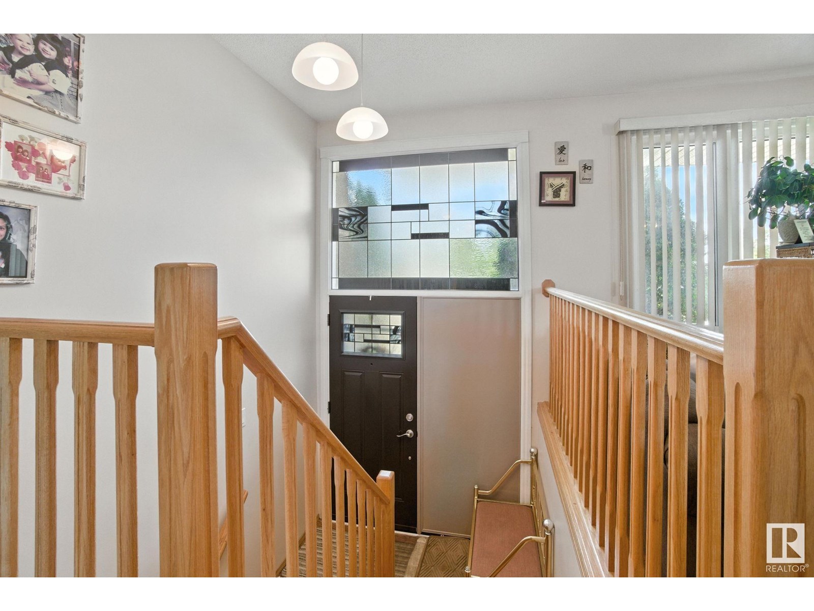 Photo 6 of 14936 81 St Nw, Edmonton AB