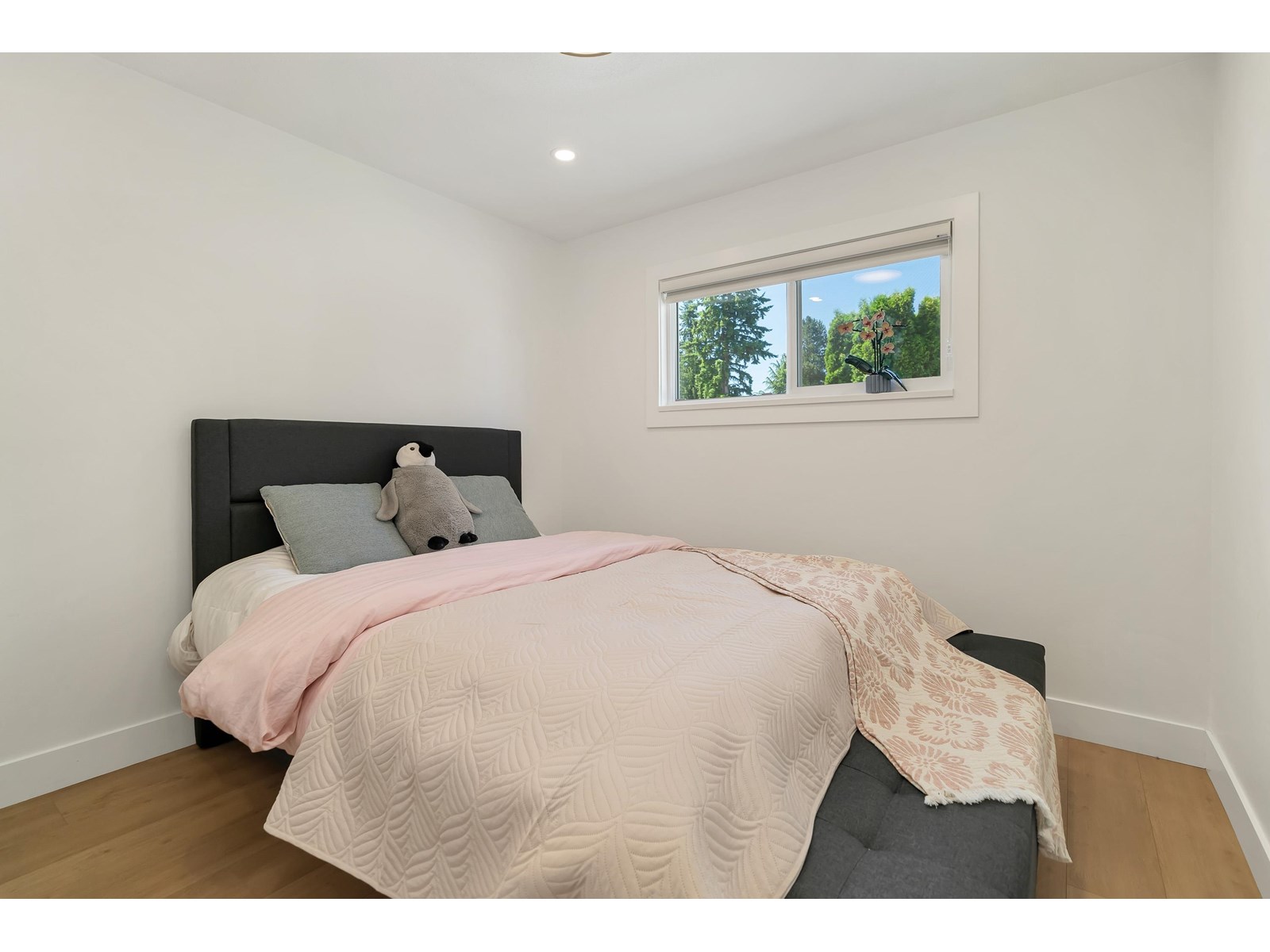 Photo 29 of 12767 27 A Avenue, Surrey BC