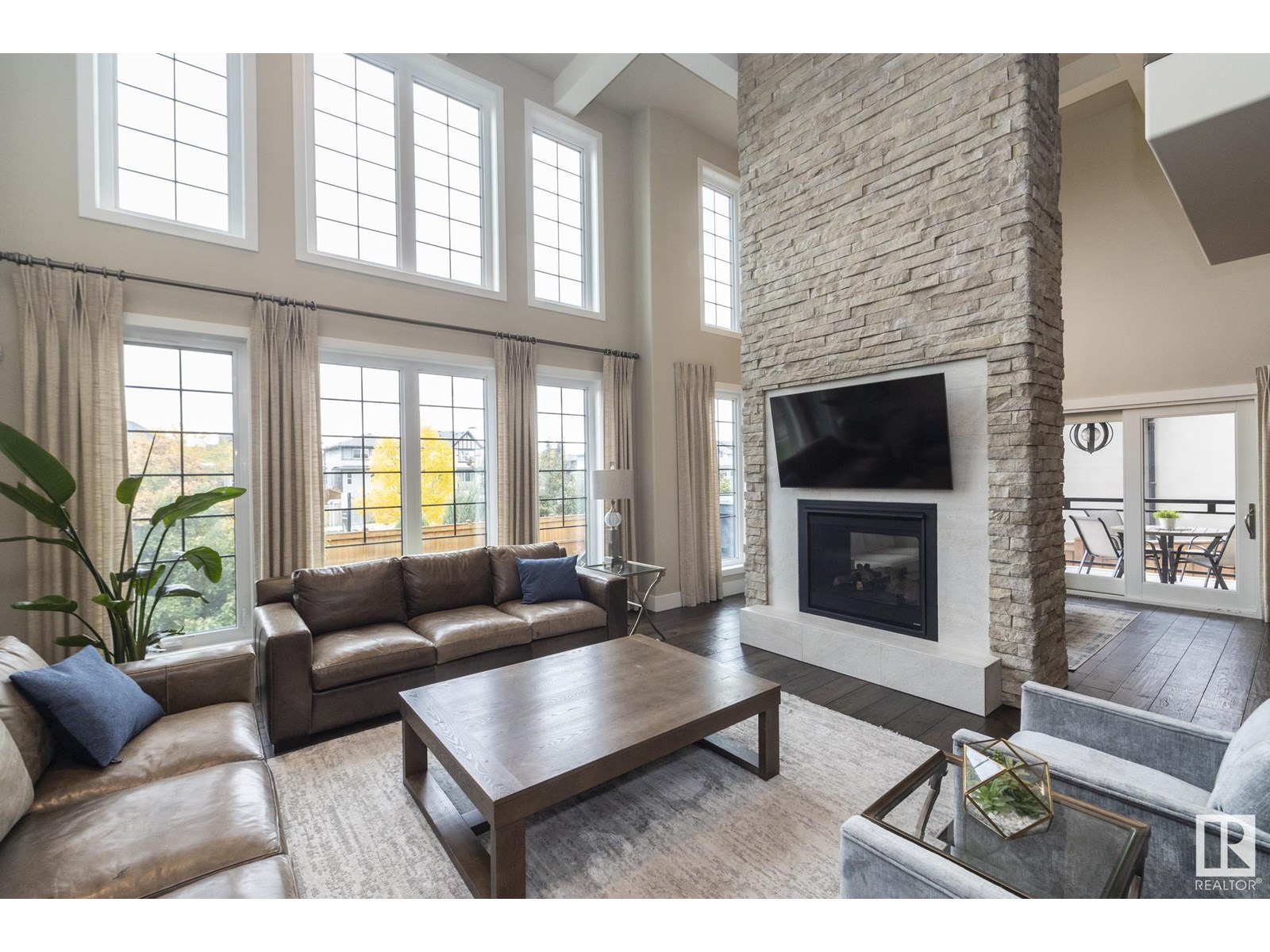 Photo 18 of 605 Howatt Dr Sw, Edmonton AB