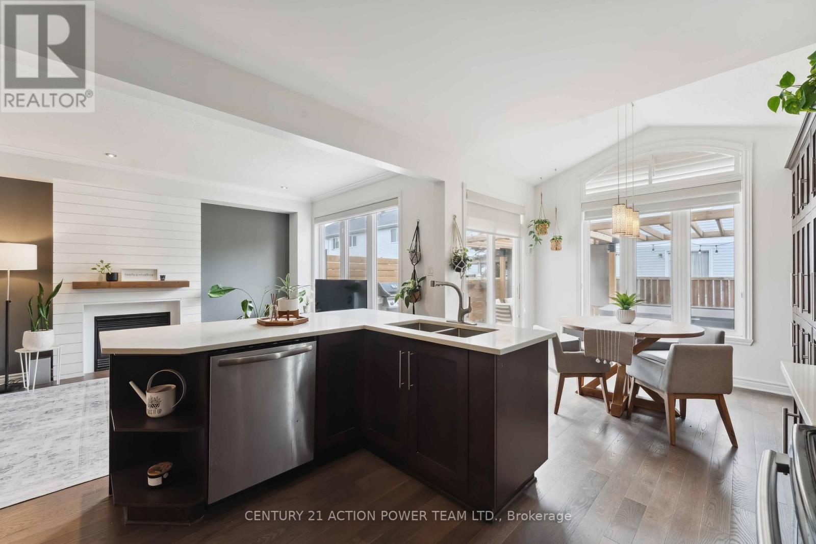 Photo 14 of 2101 Hallendale Street, Ottawa ON