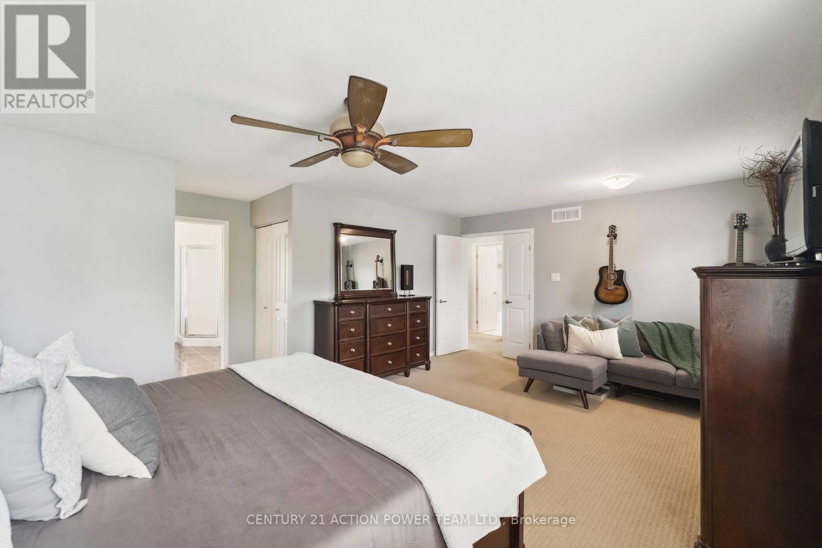 Photo 20 of 2101 Hallendale Street, Ottawa ON