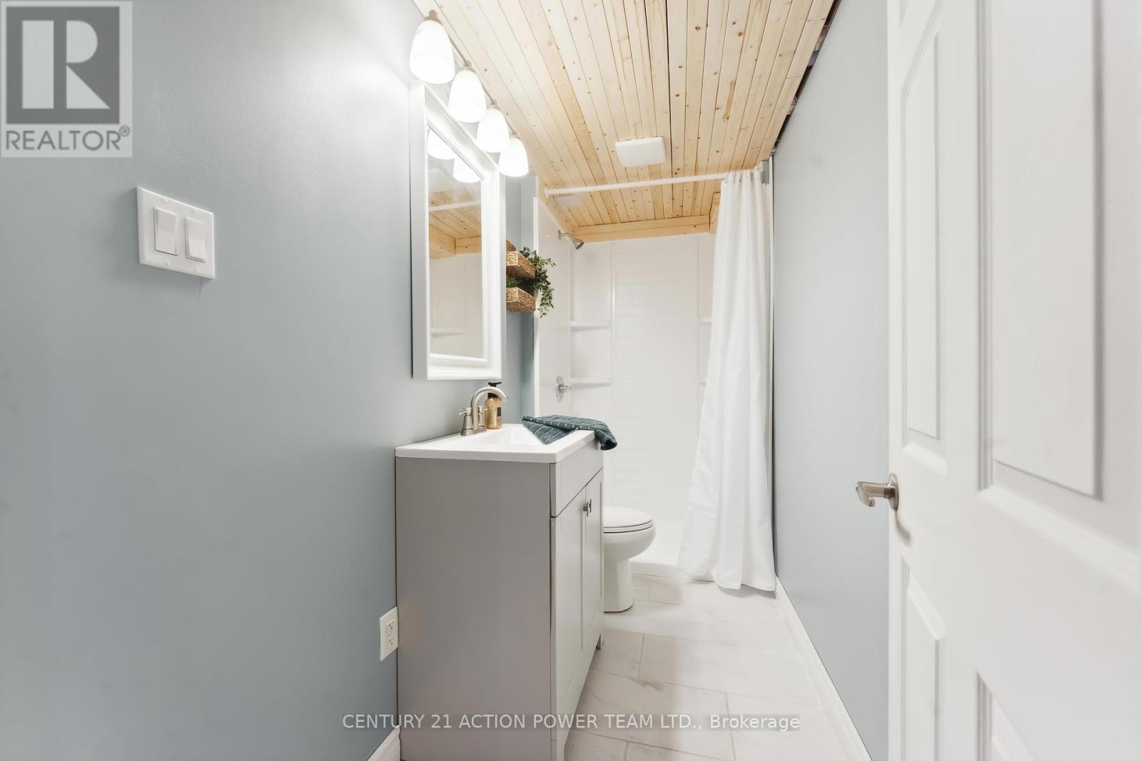 Photo 41 of 2101 Hallendale Street, Ottawa ON