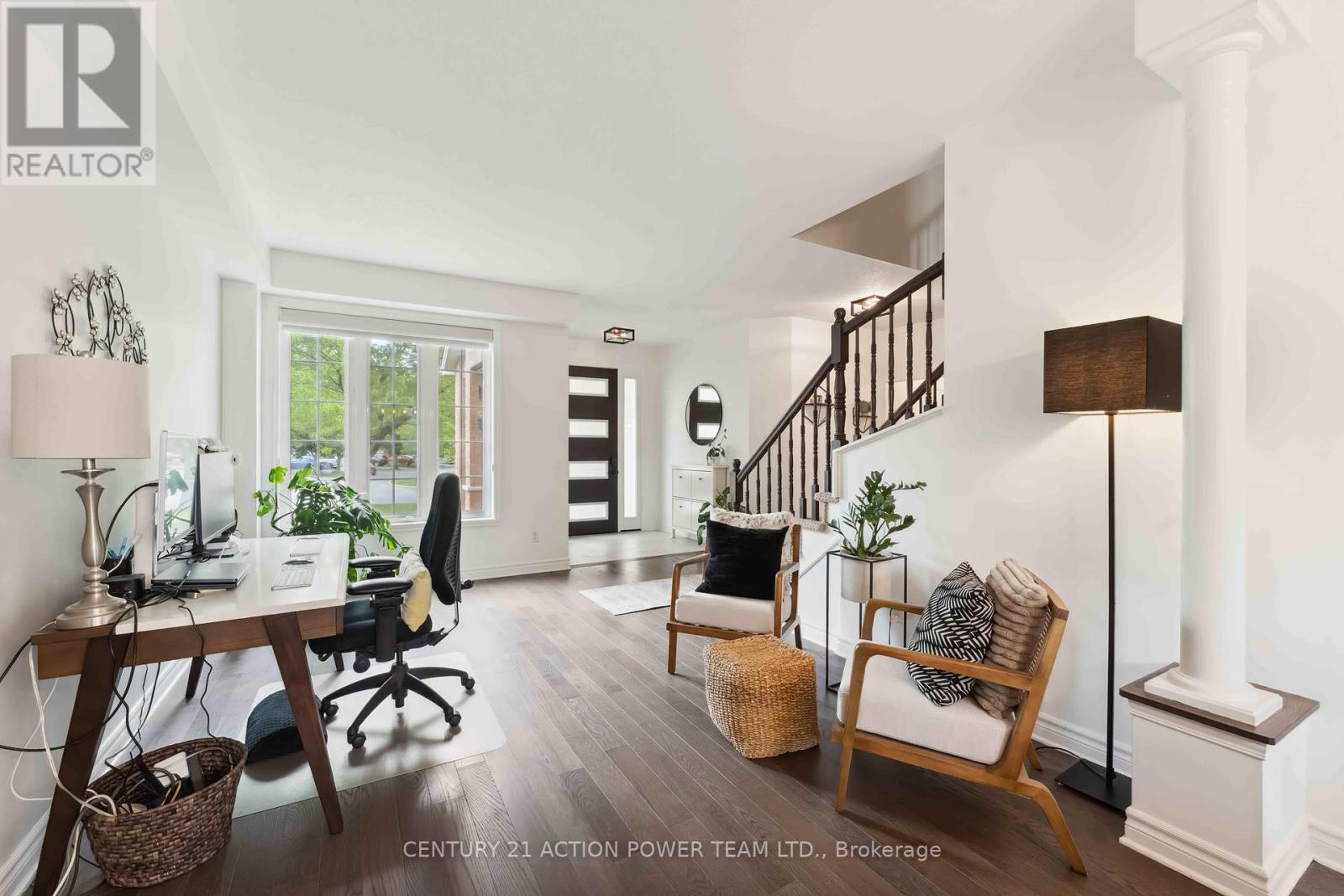 Photo 7 of 2101 Hallendale Street, Ottawa ON