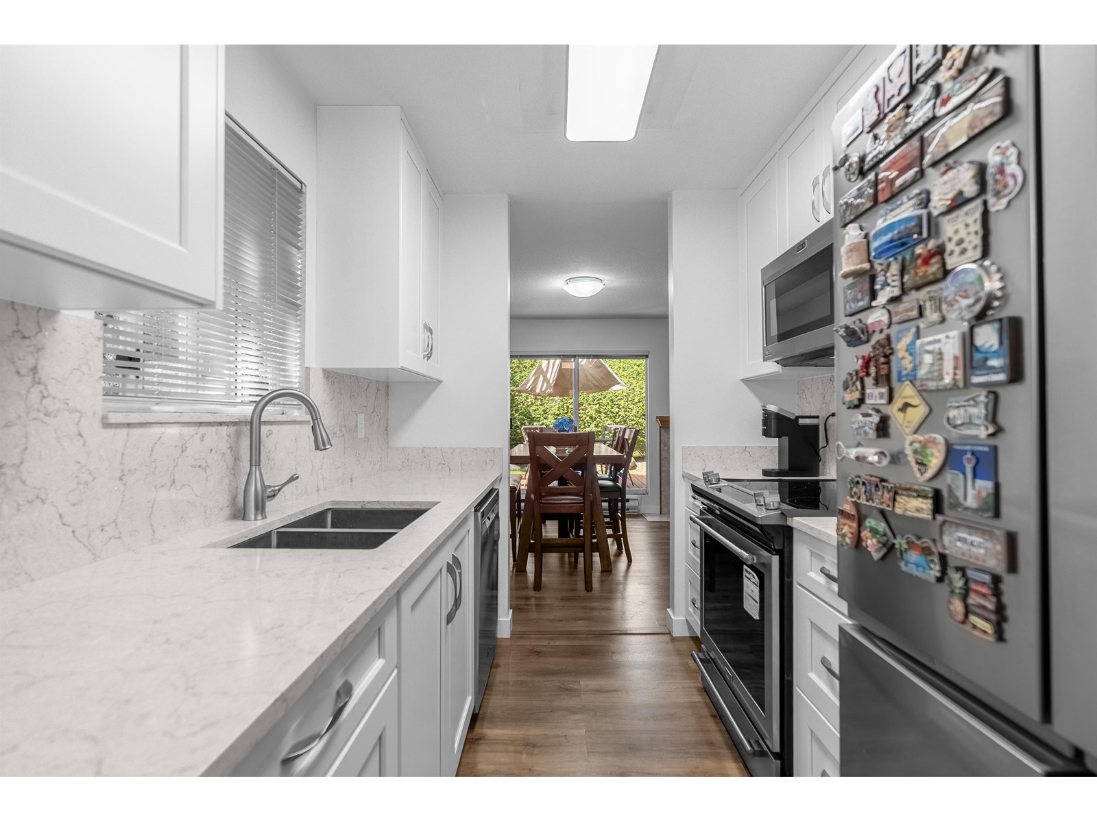 Photo 4 of 3 10056 154 Street, Surrey BC