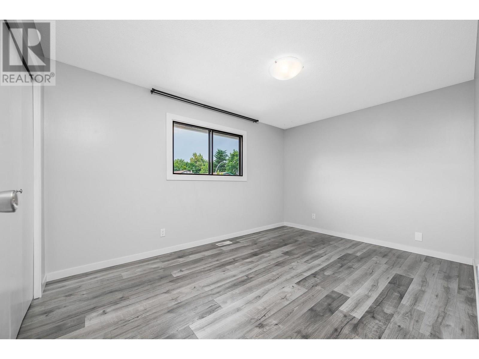  1301 43 Avenue, Vernon