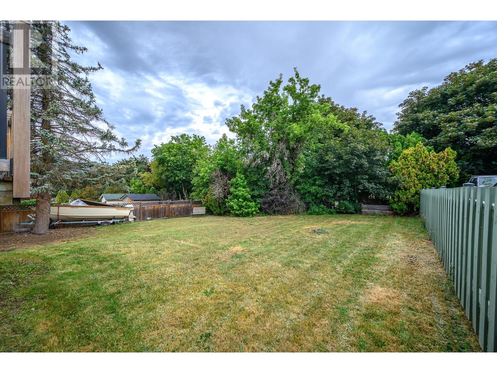  1301 43 Avenue, Vernon