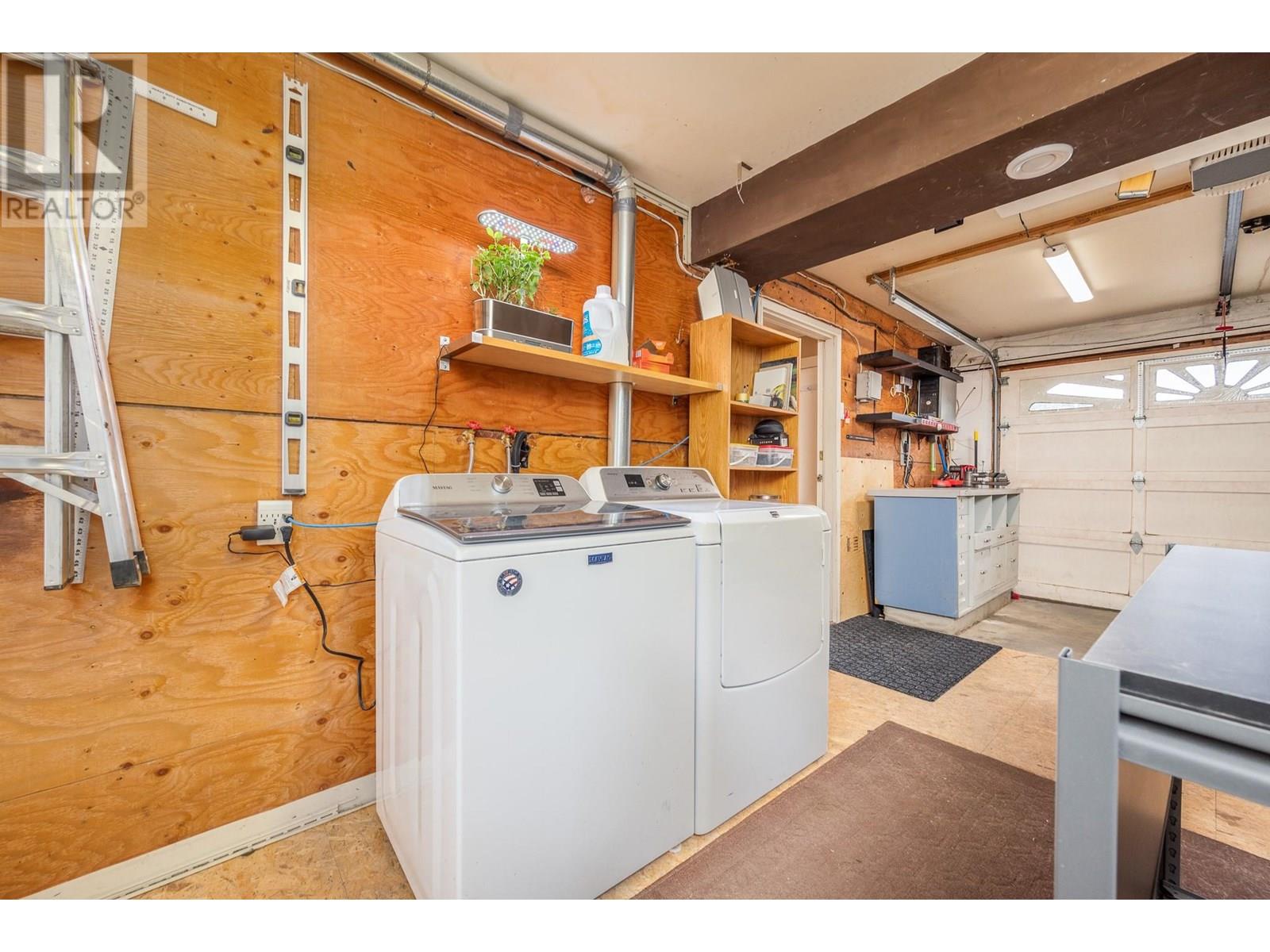  1301 43 Avenue, Vernon