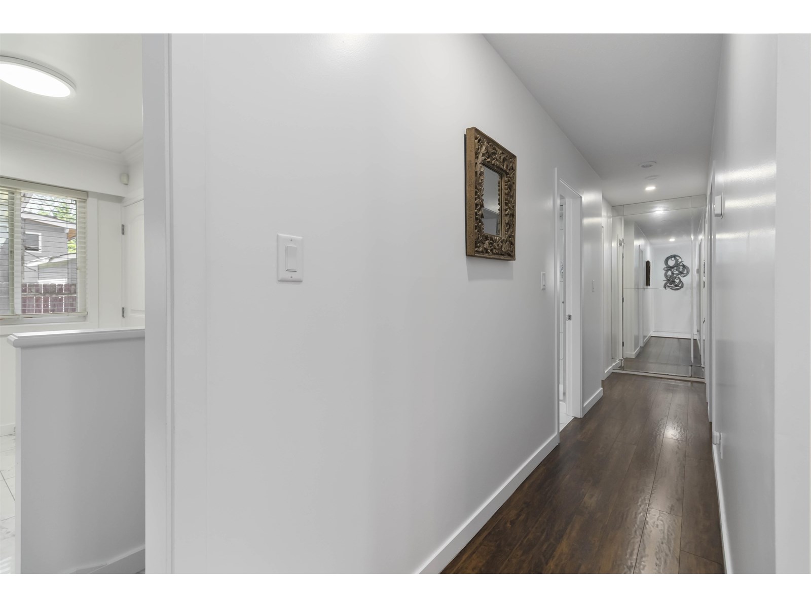 Photo 11 of 3045 Mouat Drive, Abbotsford BC