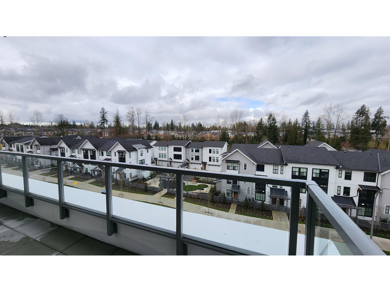 Photo 7 of 515 7936 206 Street, Langley BC