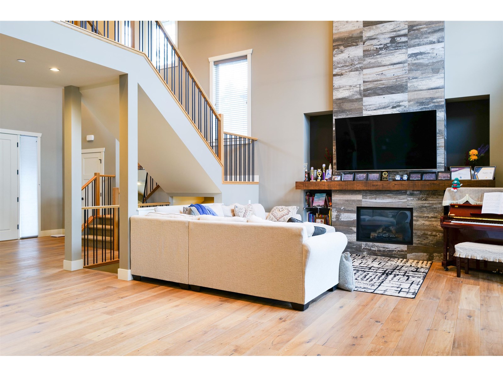 Photo 2 of 20 24455 61 Avenue, Langley BC