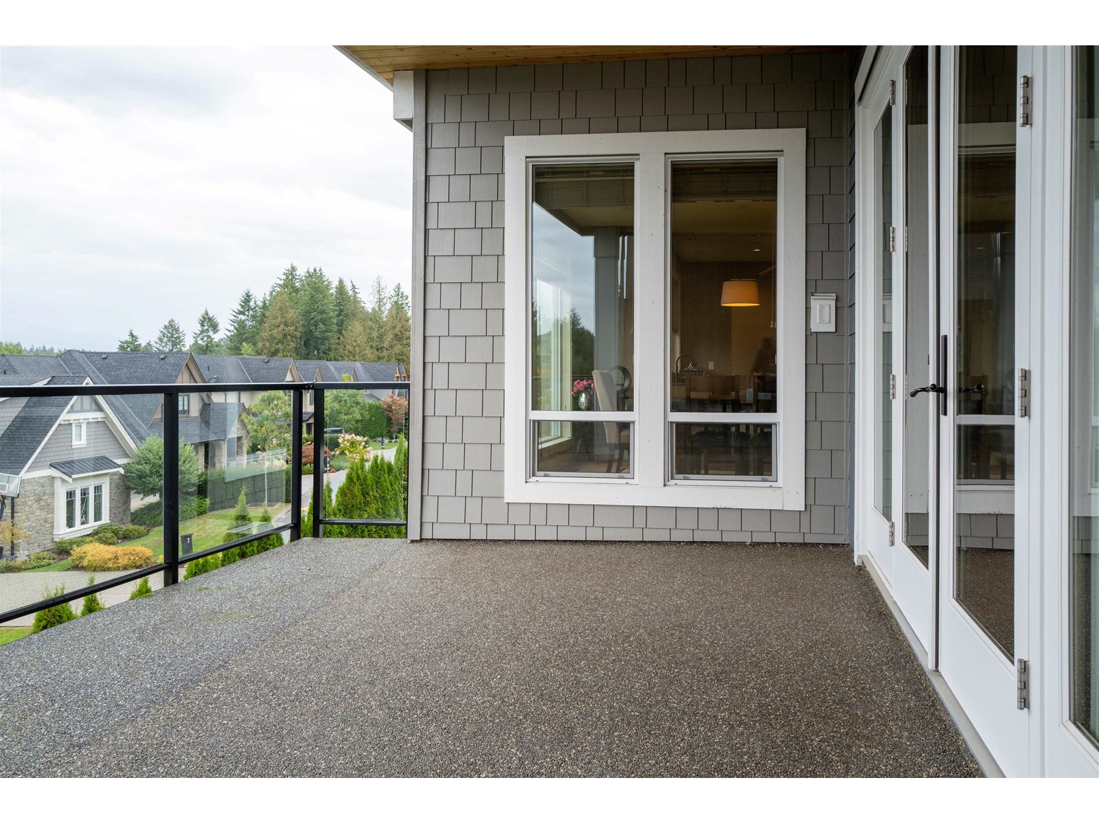 Photo 12 of 20 24455 61 Avenue, Langley BC