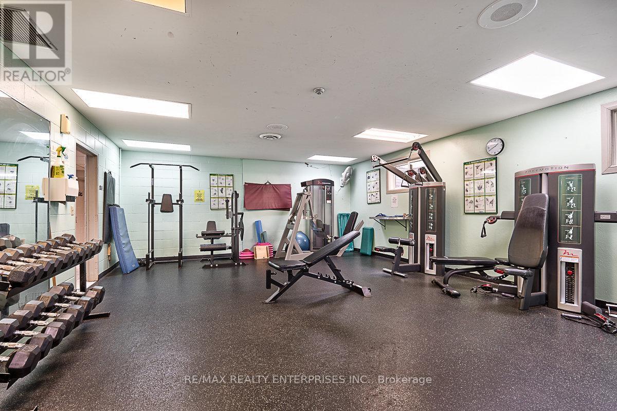 Photo 36 of 40 1060 Walden Circle, Mississauga ON