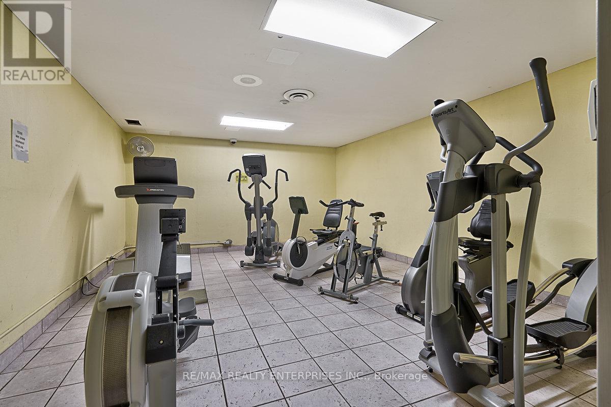 Photo 39 of 40 1060 Walden Circle, Mississauga ON