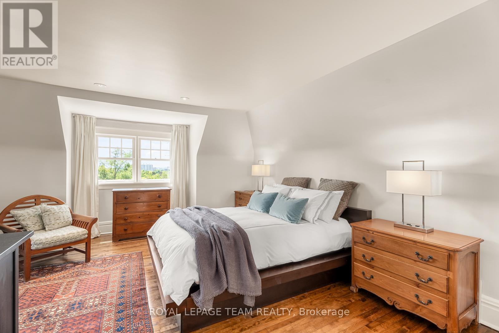 Photo 13 of 228 Rideau Terrace, Ottawa ON