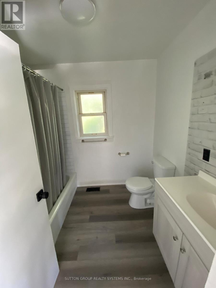 Photo 14 of 30 Perry Avenue, Brighton ON